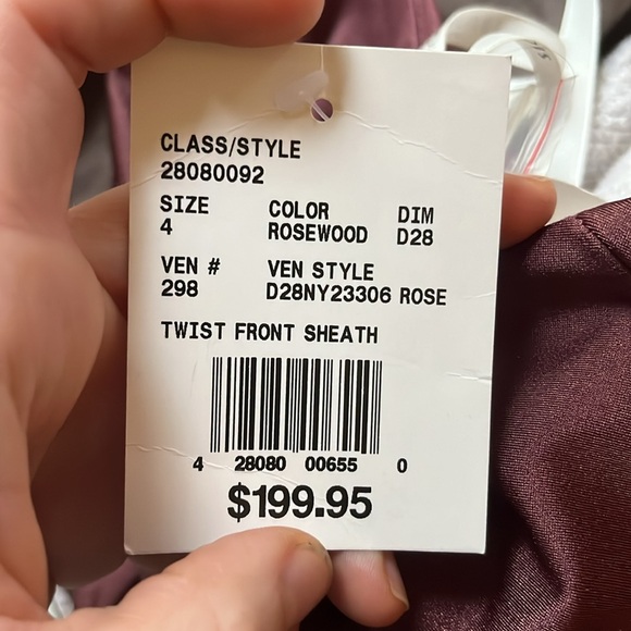 Galina Signature Dress - Picture 4 of 4